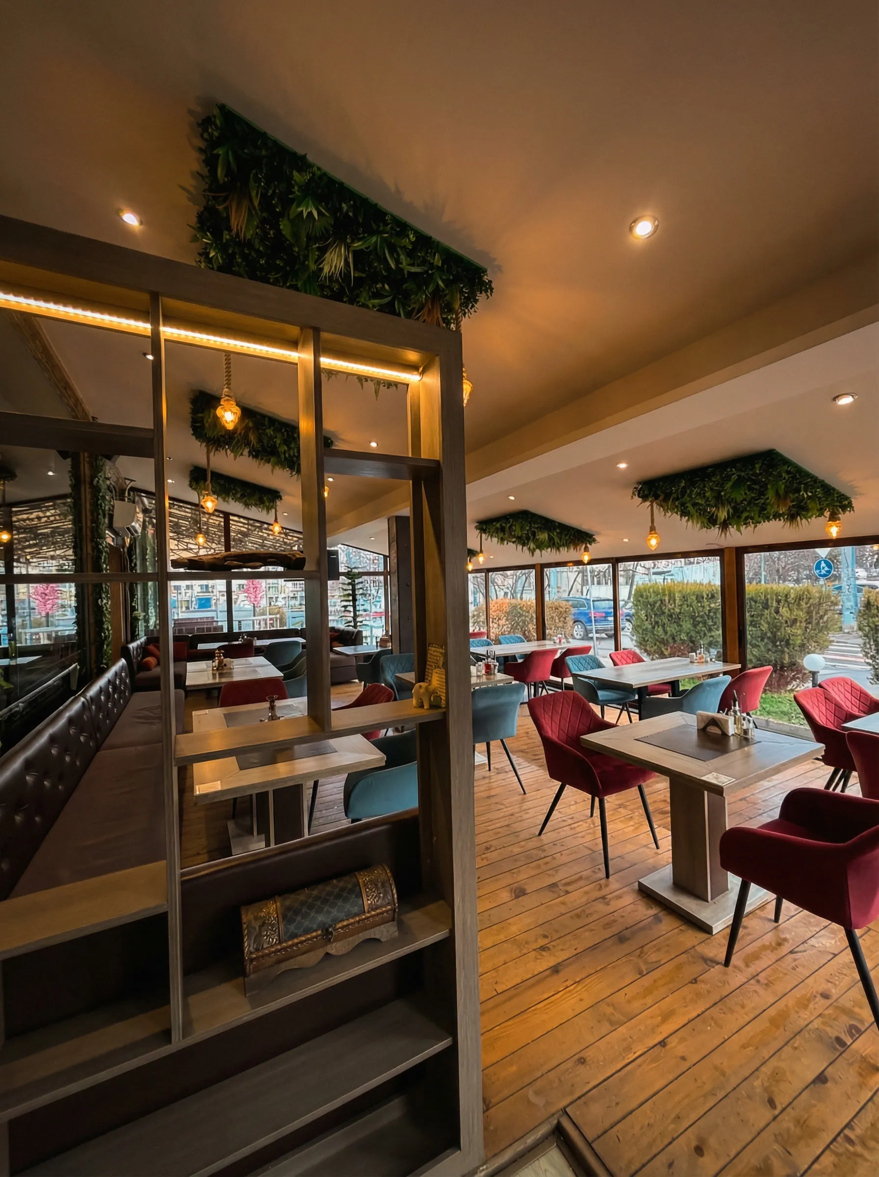 Interior - bar and lounge area