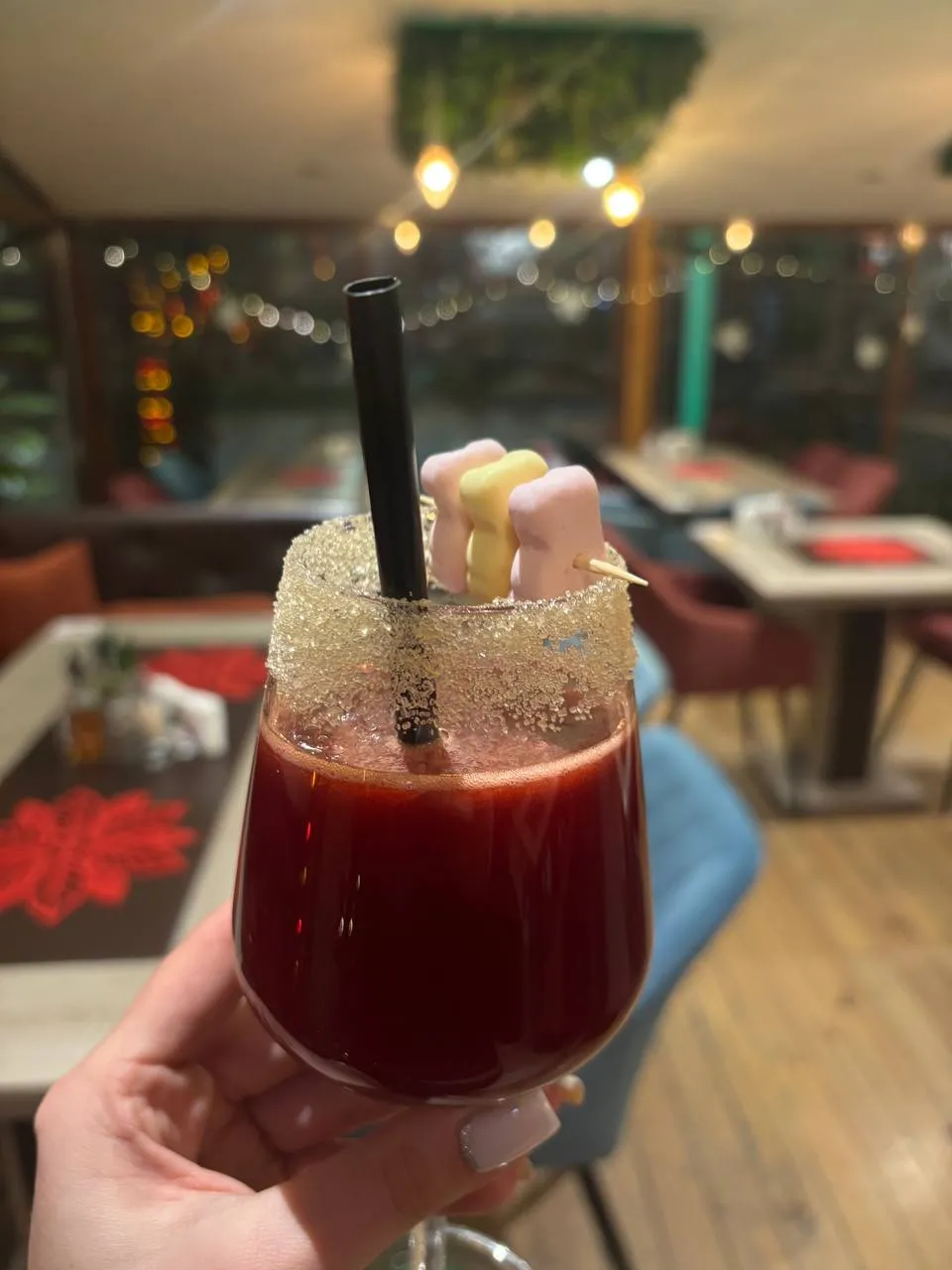 Авторски коктейл в Smile Bar & Dinner
